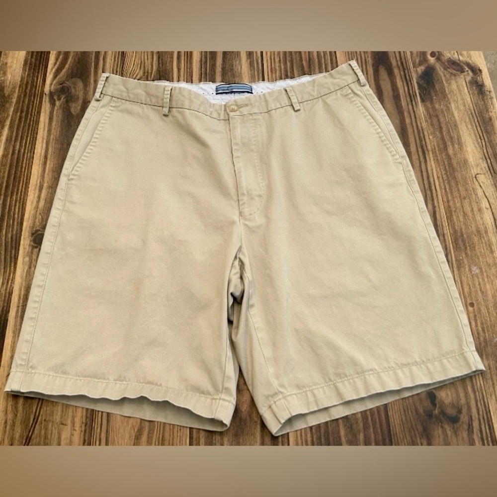 Peter Millar Khaki Shorts Chino Flat Front Casual Size 36
